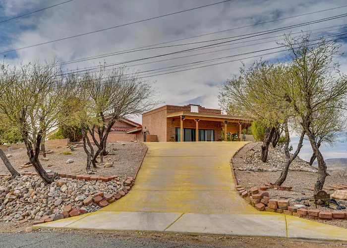Views + Fire Pit: Hilltop Retreat In Rio Rico! Holiday home