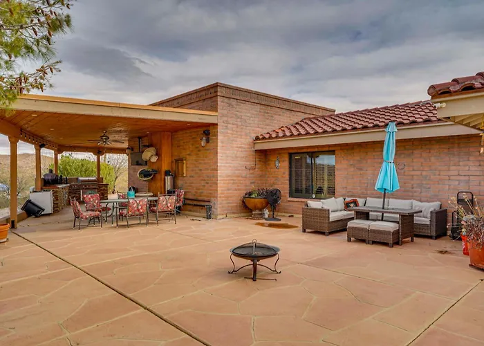 Views + Fire Pit: Hilltop Retreat In Rio Rico! *