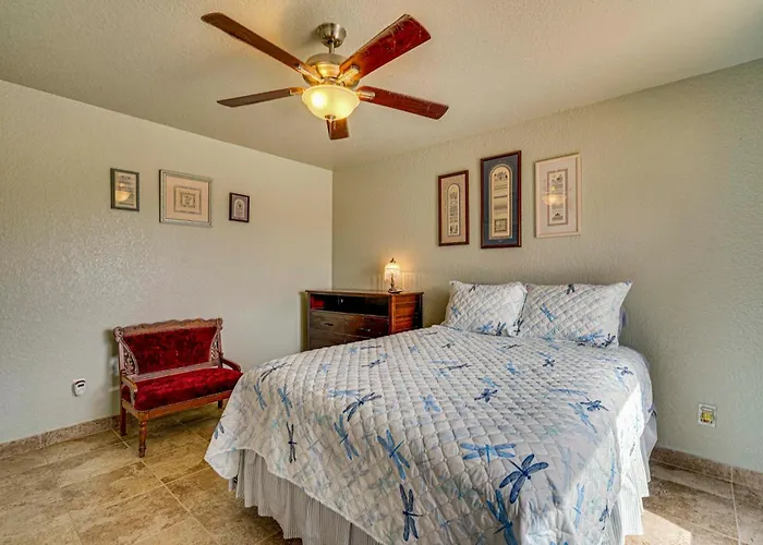 Holiday home Views + Fire Pit: Hilltop Retreat In Rio Rico!