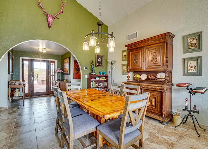 Holiday home Views + Fire Pit: Hilltop Retreat In Rio Rico!